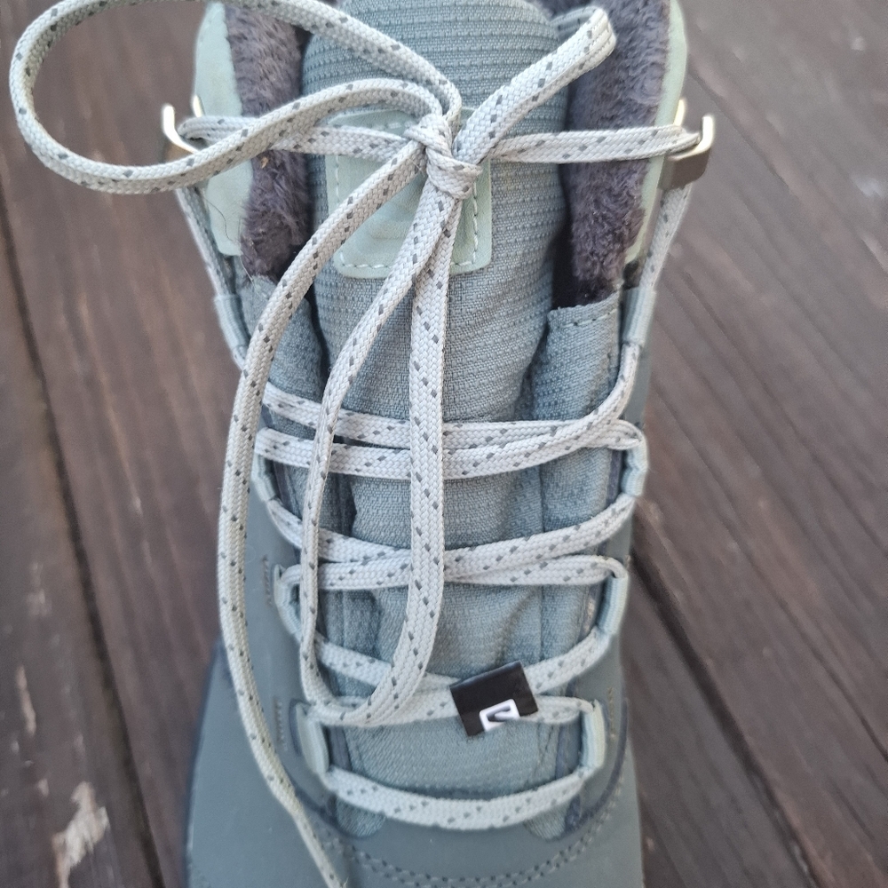 Salomon Yalta Thinsulate Water Resistant Boots Size 7 NWOT - Picture 4 of 8